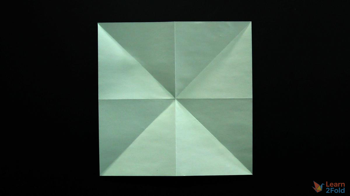 Origami 8-Petal Pointy Flower (7) Origami 8-Petal Pointy Flower