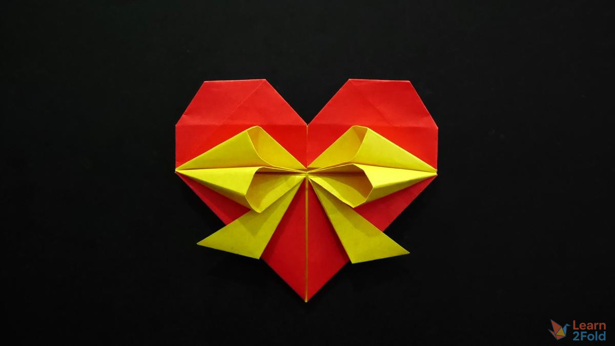 Origami Heart With Bow (33) Origami Heart With Bow